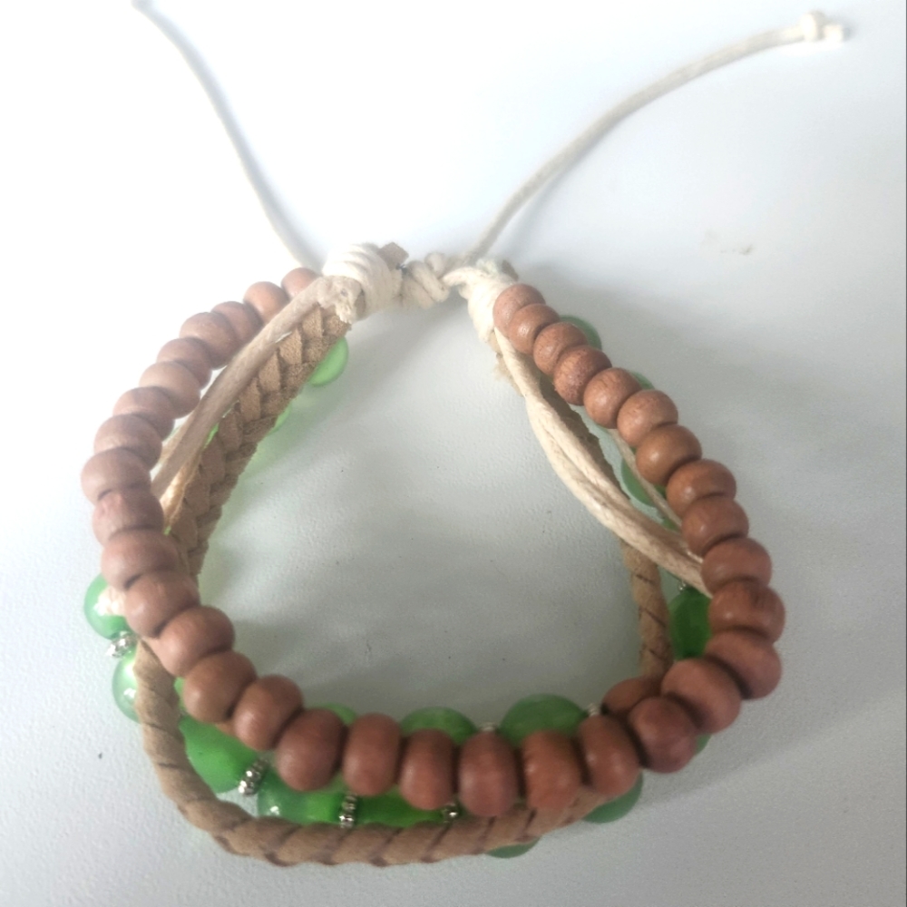 Bracelet